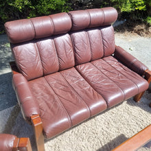 Load image into Gallery viewer, DANISH DELUXE 2 SEATER LEATHER SOFA
