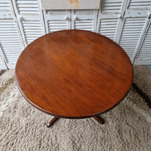 Load image into Gallery viewer, VINTAGE ROUND PARKER FURNITURE DINING TABLE