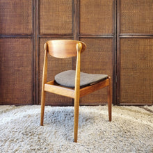 Load image into Gallery viewer, PARKER 107 SPADEBACK MATCHSTICK DINING CHAIR. ONE ONLY.