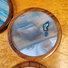 Load image into Gallery viewer, SET OF 6 AGATE COASTERS WITH ROSEWOOD STAND