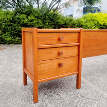 Load image into Gallery viewer, VINTAGE SUMNA FURNITURE BEDSIDE DRAWERS & QUEEN SIZE HEADBOARD