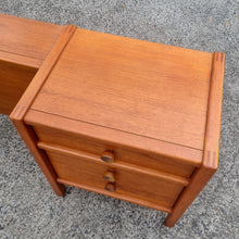 Load image into Gallery viewer, VINTAGE SUMNA FURNITURE BEDSIDE DRAWERS & QUEEN SIZE HEADBOARD