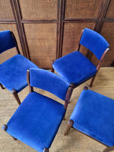 Load image into Gallery viewer, SET OF 4 VINTAGE DINING CHAIRS. OPTION TO BUY A 5th CHAIR FOR AN EXTRA $50.