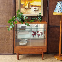 Load image into Gallery viewer, MID CENTURY TEAK AND GLASS DISPLAY CABINET