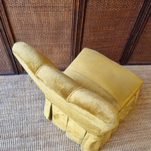 Load image into Gallery viewer, VINTAGE MID CENTURY VELOUR BOUDOIR BEDROOM CHAIR