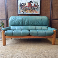 Load image into Gallery viewer, TESSA 'CLAREMONT' LEATHER 2 SEATER SOFA COUCH