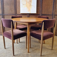 Load image into Gallery viewer, VINTAGE ROUND DINING TABLE BY MELCHAIR