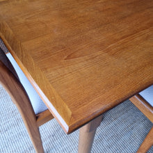 Load image into Gallery viewer, VINTAGE MID CENTURY EXTENSION DINING TABLE