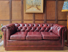 Load image into Gallery viewer, 3 SEATER BURGUNDY LEATHER CHESTERFIELD SOFA