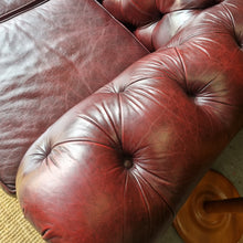 Load image into Gallery viewer, 3 SEATER BURGUNDY LEATHER CHESTERFIELD SOFA