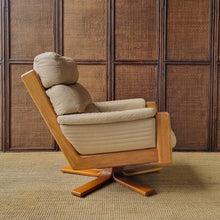Load image into Gallery viewer, VINTAGE MODULE SWIVEL LEATHER ARMCHAIR
