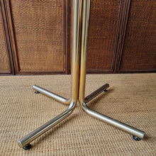 Load image into Gallery viewer, VINTAGE 5 PIECE DINING / KITCHEN SETTING