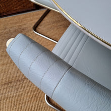 Load image into Gallery viewer, VINTAGE 5 PIECE DINING / KITCHEN SETTING