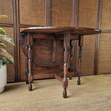 Load image into Gallery viewer, ANTIQUE JACOBEAN STYLE OAK GATELEG DROP LEAF DINING TABLE