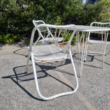 Load image into Gallery viewer, VINTAGE MID CENTURY 4 PIECE FOLDING OUTDOOR PATIO SETTING