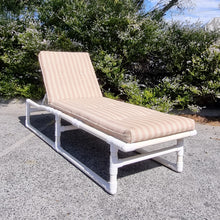 Load image into Gallery viewer, RETRO PLASTIC TUBE SUNLOUNGER