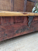 Load image into Gallery viewer, LARGE TEAK COFFEE TABLE TEA TRUNK