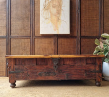 Load image into Gallery viewer, LARGE TEAK COFFEE TABLE TEA TRUNK