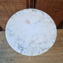 Load image into Gallery viewer, ALABASTER PEDESTAL STAND