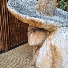 Load image into Gallery viewer, CONCRETE SLEEPING MEXICAN GARDEN STATUE