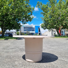 Load image into Gallery viewer, VINTAGE SEBEL 5 PIECE OUTDOOR PATIO SETTING. PASTOE CHAIRS & INTEGRA TABLE.