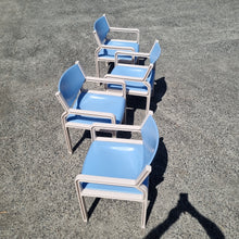 Load image into Gallery viewer, VINTAGE SEBEL 5 PIECE OUTDOOR PATIO SETTING. PASTOE CHAIRS & INTEGRA TABLE.