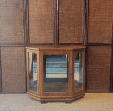 Load image into Gallery viewer, VINTAGE ART DECO CURIO DISPLAY CABINET