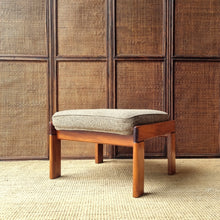 Load image into Gallery viewer, VINTAGE FLER OTTOMAN FOOTSTOOL