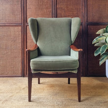 Load image into Gallery viewer, MID CENTURY PARKER KNOLL PK924 WINGBACK ARMCHAIR
