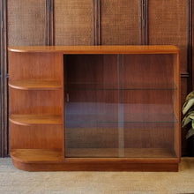 Load image into Gallery viewer, VINTAGE BOOKCASE / DISPLAY CABINET