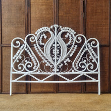 Load image into Gallery viewer, WHITE WICKER PEACOCK BEDHEAD FOR DOUBLE BED