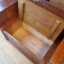 Load image into Gallery viewer, VINTAGE SOLID HARDWOOD 'SETTLE BENCH' HALL SEAT