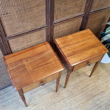 Load image into Gallery viewer, PAIR OF VINTAGE HERITAGE FURNITURE BEDSIDE TABLES