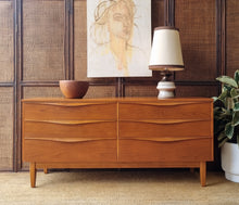 Load image into Gallery viewer, VINTAGE RELIANCE FURNITURE DRESSER DRAWERS WITH DETACHABLE MIRROR
