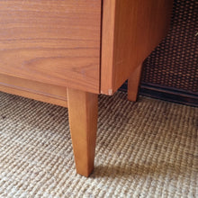 Load image into Gallery viewer, VINTAGE RELIANCE FURNITURE DRESSER DRAWERS WITH DETACHABLE MIRROR