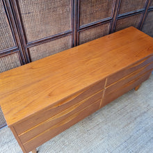 Load image into Gallery viewer, VINTAGE RELIANCE FURNITURE DRESSER DRAWERS WITH DETACHABLE MIRROR