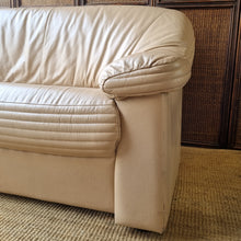 Load image into Gallery viewer, VINTAGE LEATHER 2 SEATER SOFA