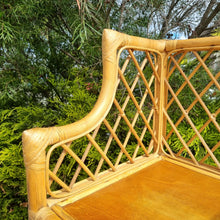 Load image into Gallery viewer, VINTAGE CANE SHELF