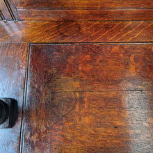 Load image into Gallery viewer, ANTIQUE ENGLISH CARVED OAK SETTLE HALL SEAT WITH STORAGE