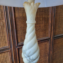Load image into Gallery viewer, VINTAGE ALABASTER TABLE LAMP