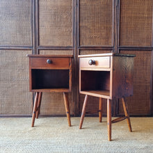 Load image into Gallery viewer, PAIR OF VINTAGE OAK BEDSIDE TABLES