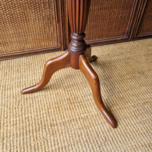 Load image into Gallery viewer, VINTAGE TALL SOLID WOOD PEDESTAL PLANT STAND