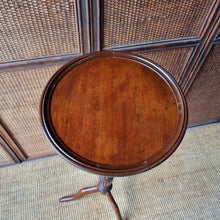 Load image into Gallery viewer, VINTAGE TALL SOLID WOOD PEDESTAL PLANT STAND