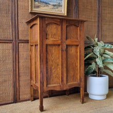 Load image into Gallery viewer, ANTIQUE OAK RECORDS CABINET