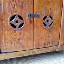 Load image into Gallery viewer, VINTAGE CHINESE SIDEBOARD BUFFET TV CABINET REPRODUCTION ANTIQUE