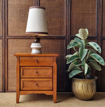 Load image into Gallery viewer, SOLID OAK BEDSIDE DRAWERS NIGHTSTAND. ONE ONLY.