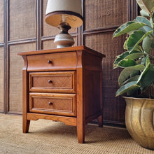 Load image into Gallery viewer, SOLID OAK BEDSIDE DRAWERS NIGHTSTAND. ONE ONLY.
