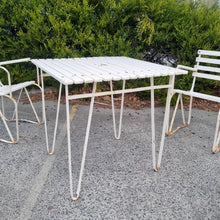 Load image into Gallery viewer, VINTAGE MID CENTURY 5 PIECE OUTDOOR PATIO SET