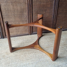 Load image into Gallery viewer, MID CENTURY VINTAGE TH BROWN RONDO COFFEE TABLE