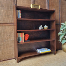 Load image into Gallery viewer, VINTAGE SOLID OAK BOOKCASE